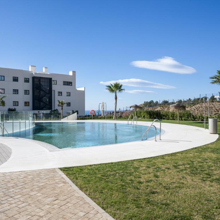 ViVi Homes - Deco Pool, Garden, Terrace & Beach - Apartment - 24