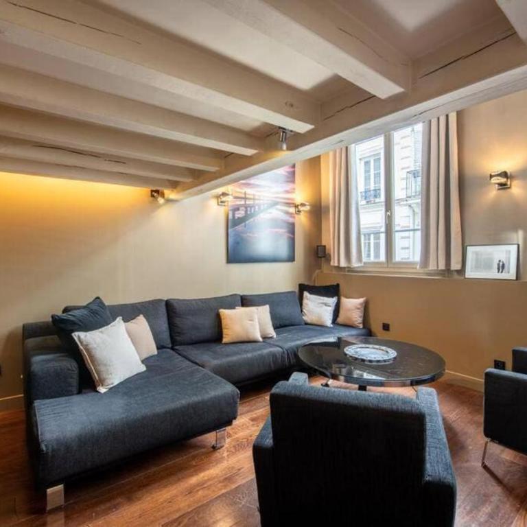 Paris 1er - Magnifique duplex - Appartement 1 Chambre - 4