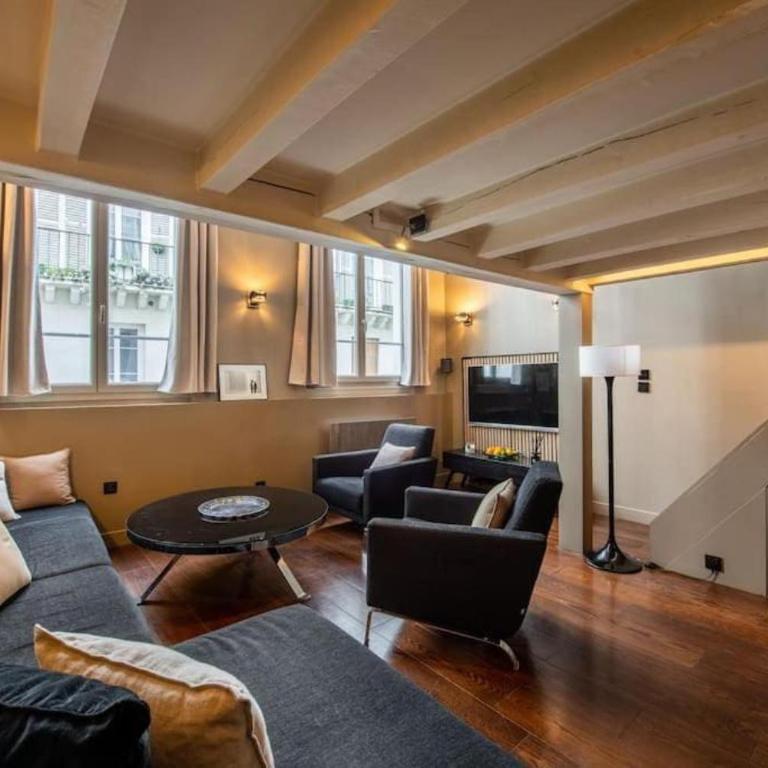 Paris 1er - Magnifique duplex - Appartement 1 Chambre - 14