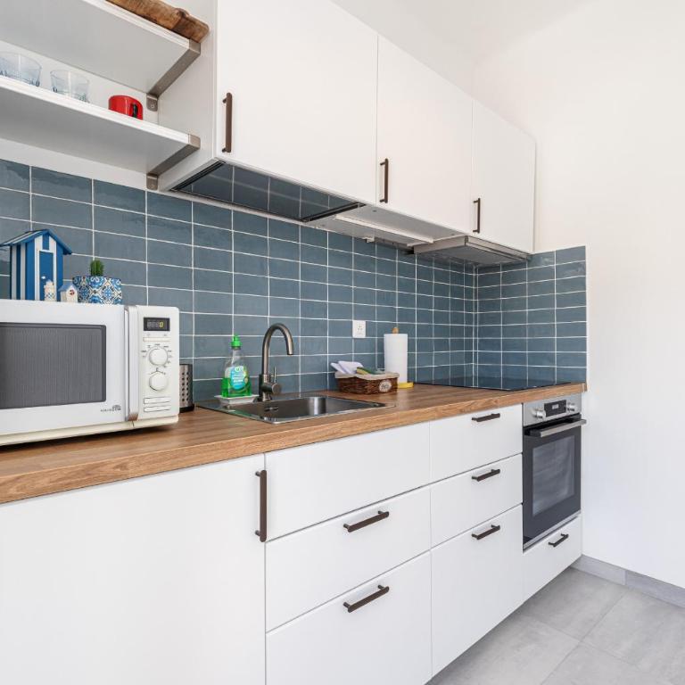 Extraordinary View on Port and Castle Hill - 1 Bdr & Parking - Appartement - 22