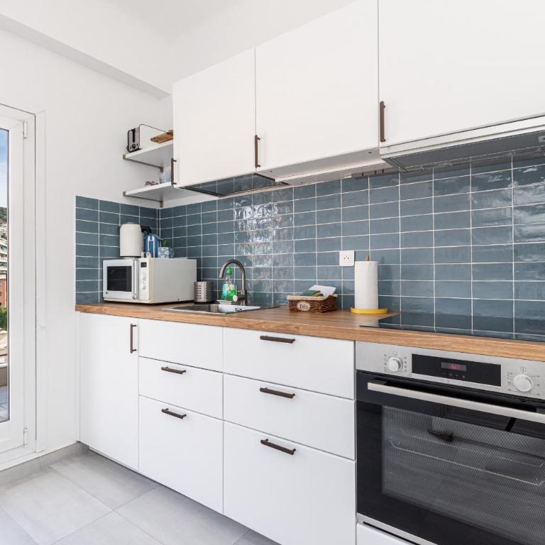 Extraordinary View on Port and Castle Hill - 1 Bdr & Parking - Appartement - 23