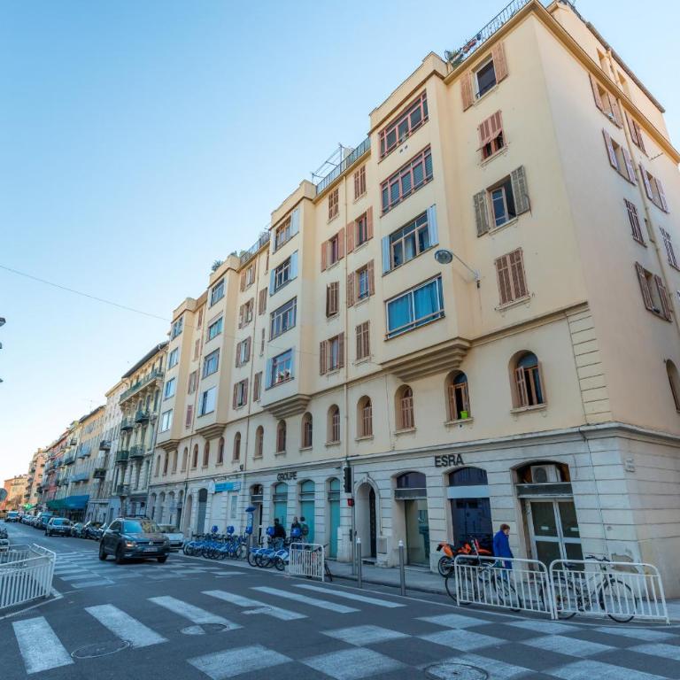 Extraordinary View on Port and Castle Hill - 1 Bdr & Parking - Appartement - 40