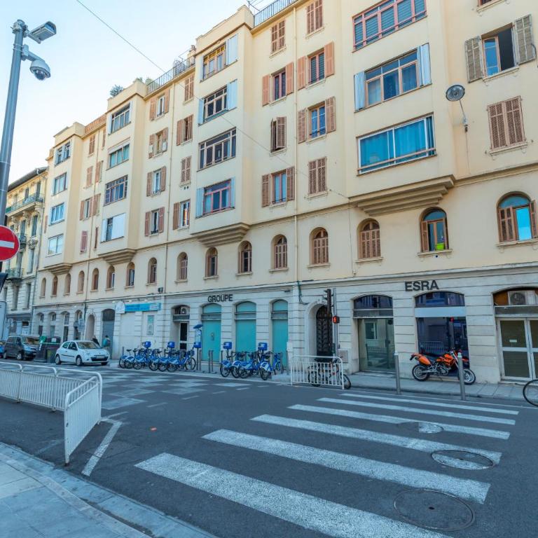 Extraordinary View on Port and Castle Hill - 1 Bdr & Parking - Appartement - 39
