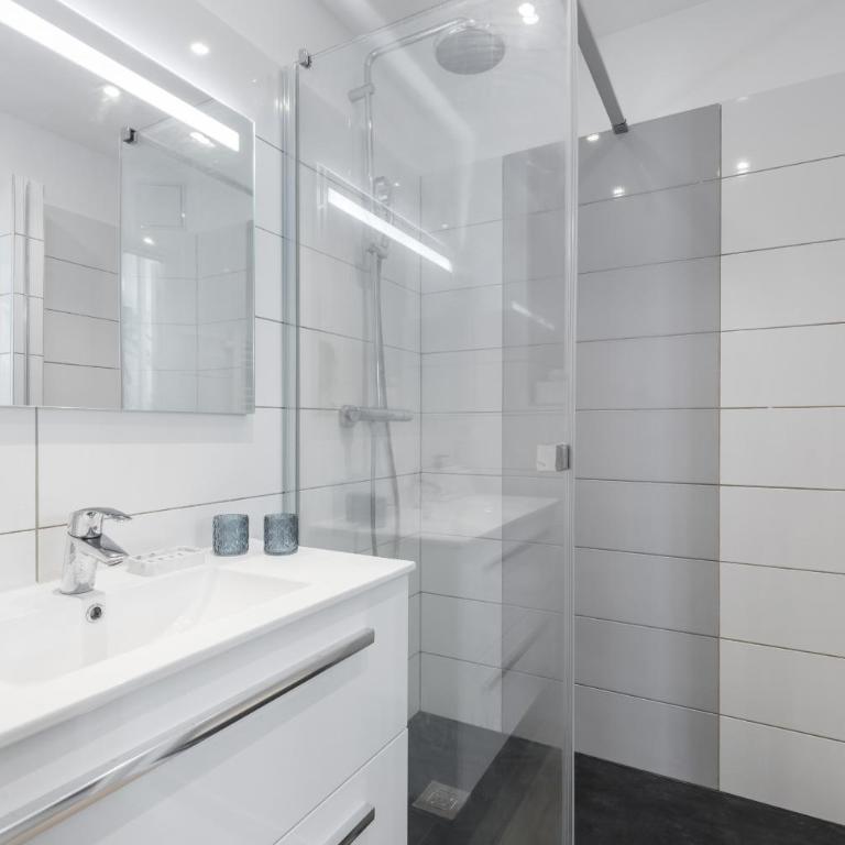 Lovely Apartment City Center Heart - AC - Appartement - 24