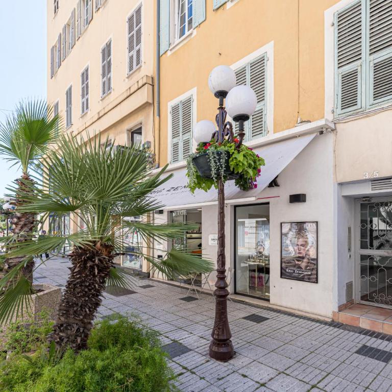 Lovely Apartment City Center Heart - AC - Appartement - 25