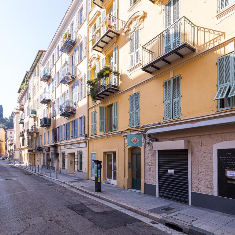 Brand New 1 Bdr Place du Pin - Appartement - 27