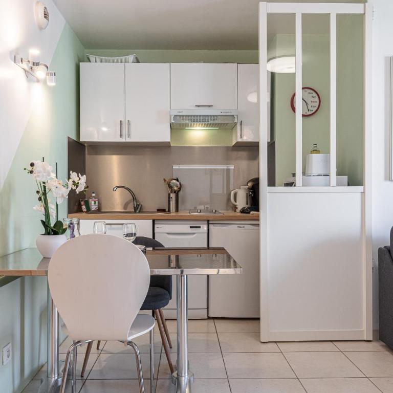 Quiet 1 bdr Port! close Place du Pin Garibaldi - Appartement - 12