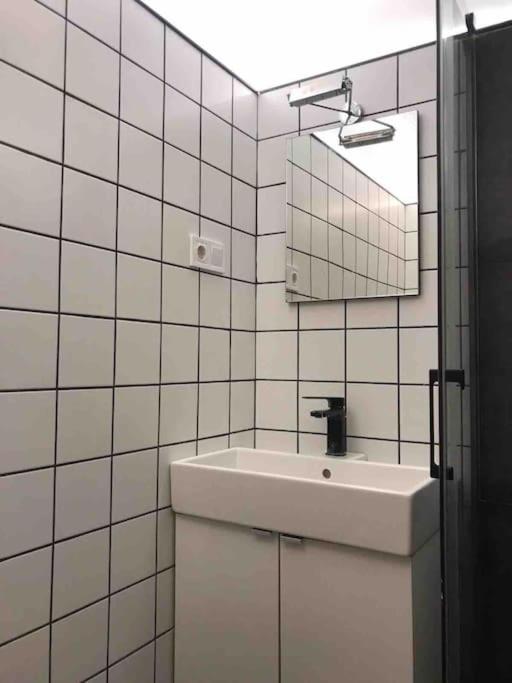70m2 Loft with Patio only 20mn from Plaza Castilla C2 - Three-Bedroom Apartment - 6