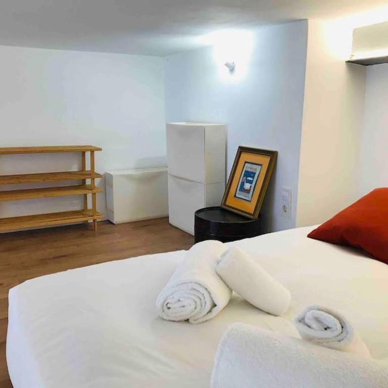 70m2 Loft with Patio only 20mn from Plaza Castilla C2 - Three-Bedroom Apartment - 14