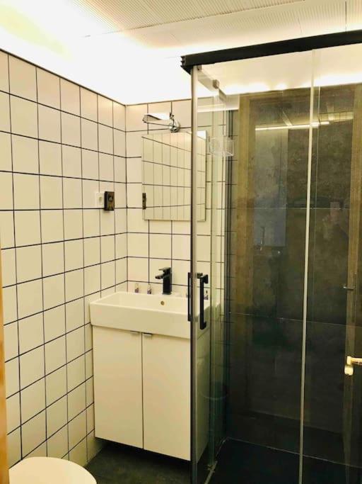 70m2 Loft with Patio only 20mn from Plaza Castilla C2 - Three-Bedroom Apartment - 16