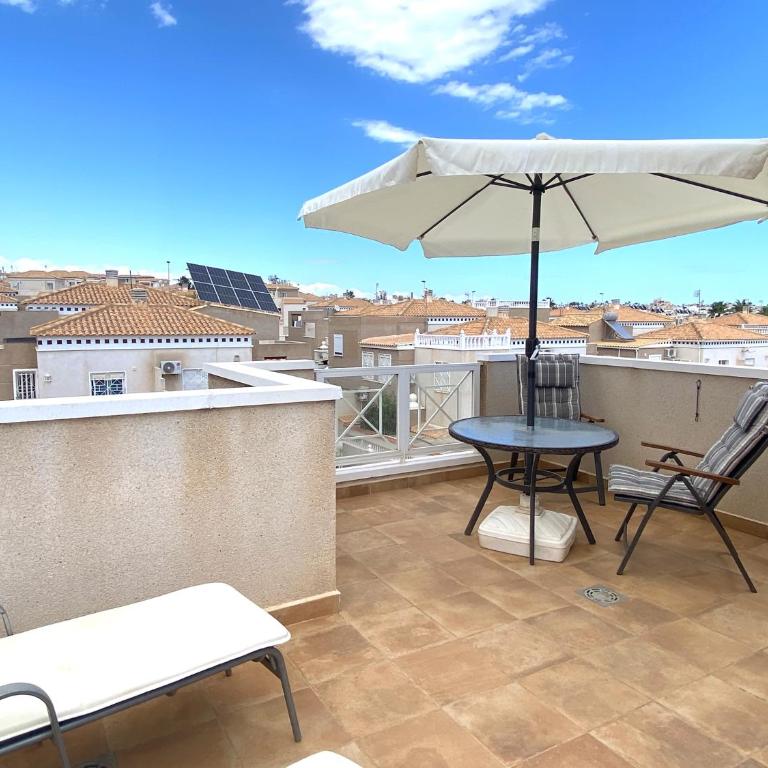 Precioso duplex en Torrevieja - Two-Bedroom Apartment - 17