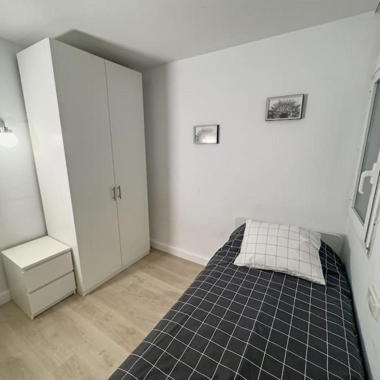 Apartamento Marina Roses - Two-Bedroom Apartment - 9