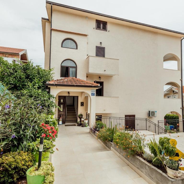 Apartments Kosta - Apartman sa 1 Spavaćom Sobom - 2