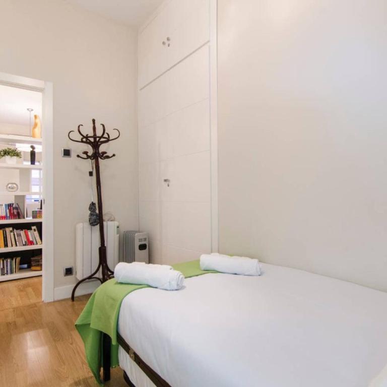 Bright Cozy - Retiro Madrid city centre - Apartment - 18