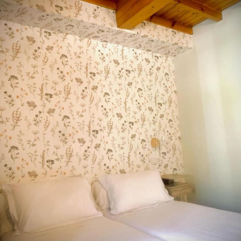 Hostal As Margaritas - Habitación Doble con baño privado - 2 camas - 2