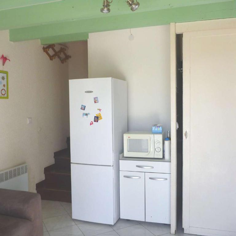 Maisonnette 4 pers avec terrasse, piscine, proche plage, animaux acceptés - FR-1-387-145 - Appartement - 13