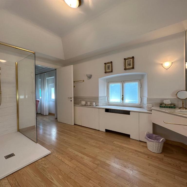 Villa Doria 16 Pax by VILLASRETREATS - Villa - 42