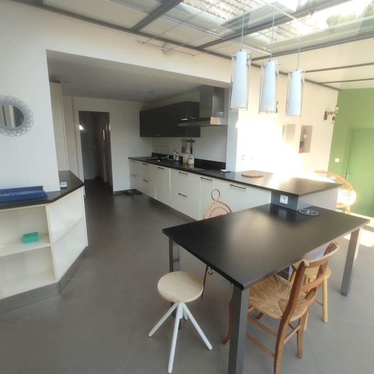 Maison 10 personnes à 10 minutes à pieds de la plage - Casa de 5 dormitorios - 6