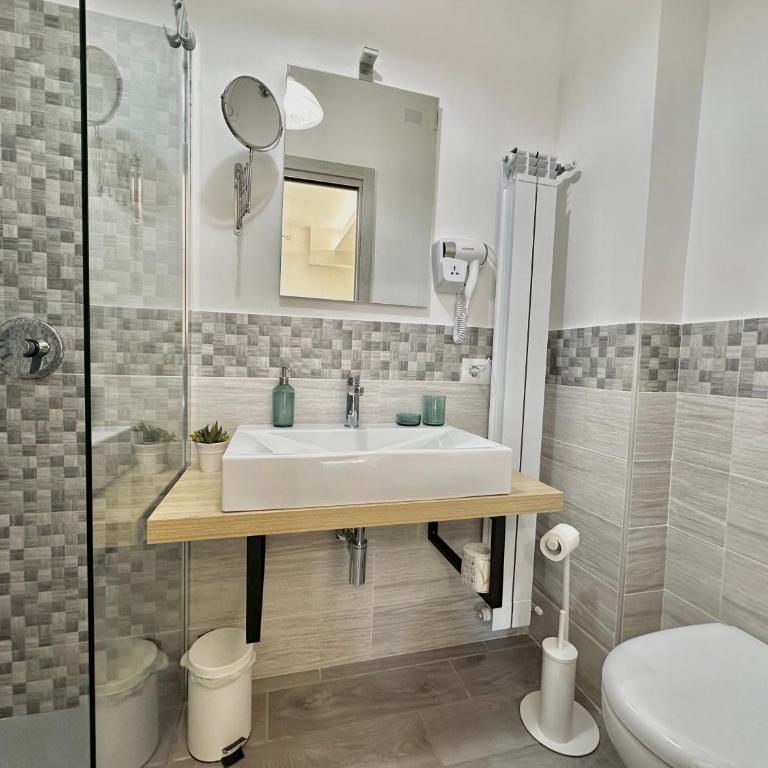 Room Center Sorrento Baby - Camera Matrimoniale con Bagno Privato - 13