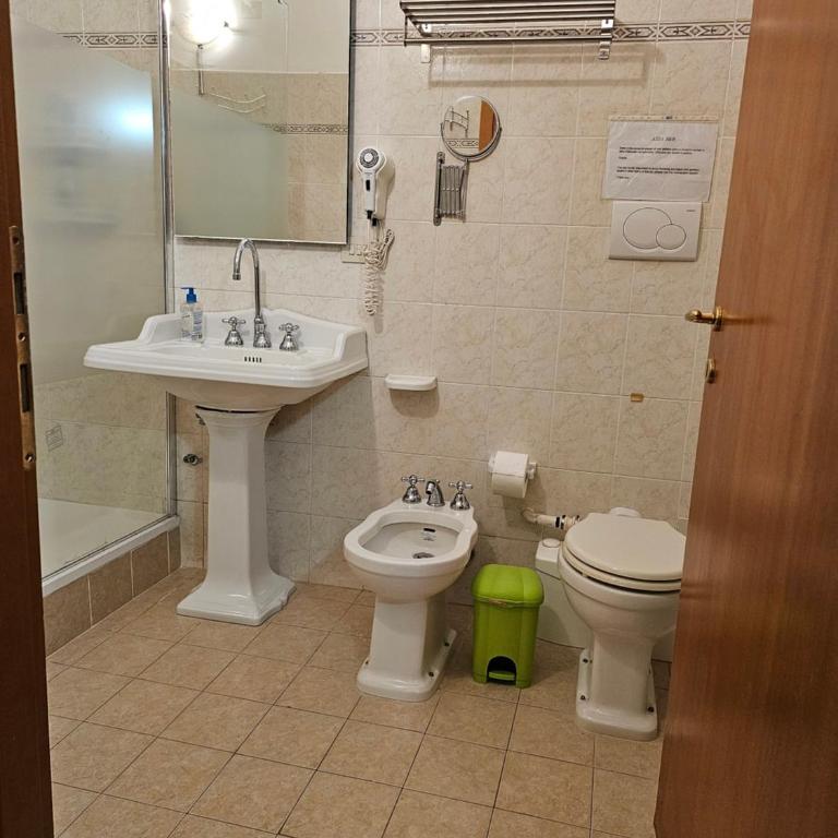 Aida Trevi Fountain Rome - Two-Bedroom Apartment - 10