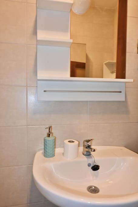 For You Rentals Encantador Apartamento TEMPORAL Madrid Centro VEL132 - Apartamento de 3 dormitorios - 10