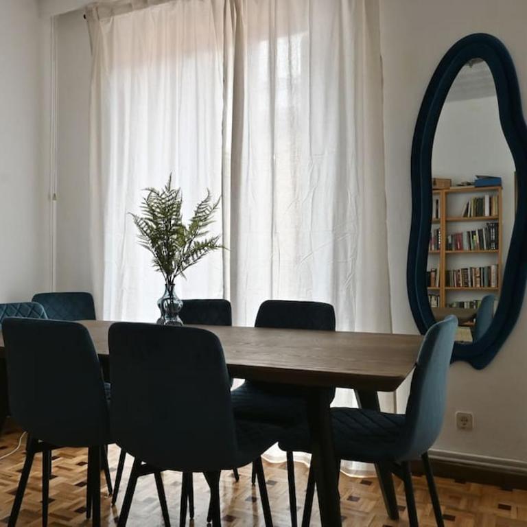 For You Rentals Encantador Apartamento TEMPORAL Madrid Centro VEL132 - Apartamento de 3 dormitorios - 28