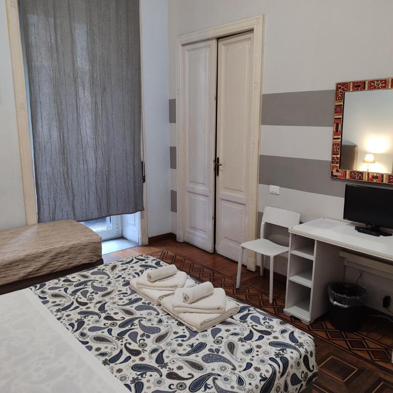 Albergo Locanda Alambra - Camera Matrimoniale con Letto Supplementare - 10