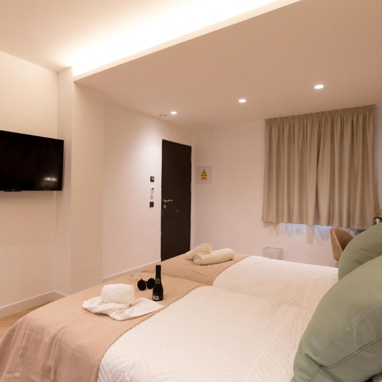 Boutique Rooms Playa Burriana - Suite con vistas a la piscina - 10