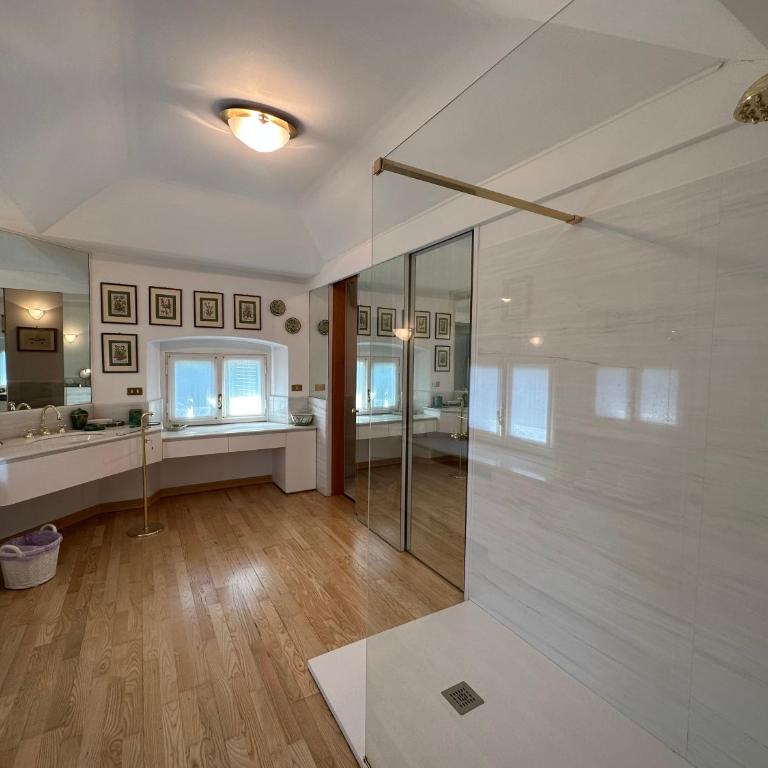 Villa Doria 16 Pax by VILLASRETREATS - Villa - 41