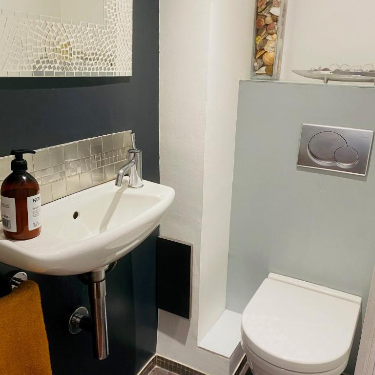 1 Bed Apartment Sleeps 4 Mezzanine -WiFi -Tv - Appartamento - 4