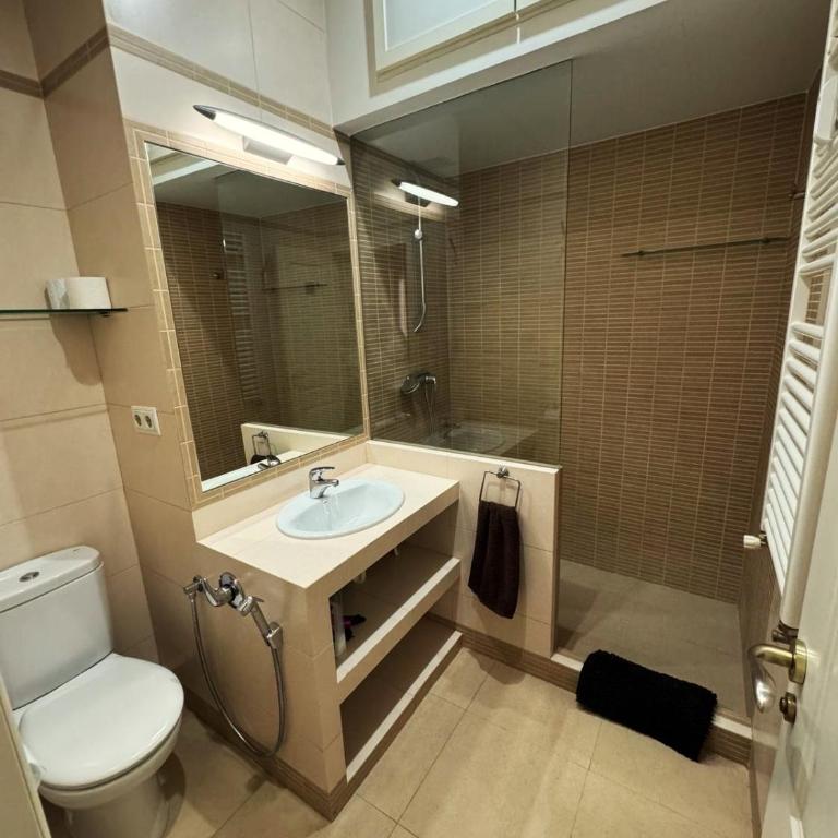 Habitaciones Magdalena - Double Room with Shared Bathroom - 12