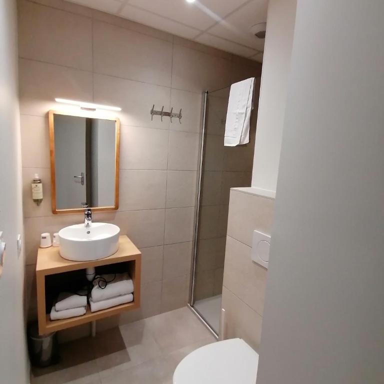 Hotelo Lyon Ainay - Chambre Triple - 7