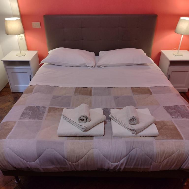 Albergo Locanda Alambra - Camera Matrimoniale con Bagno Privato - 7