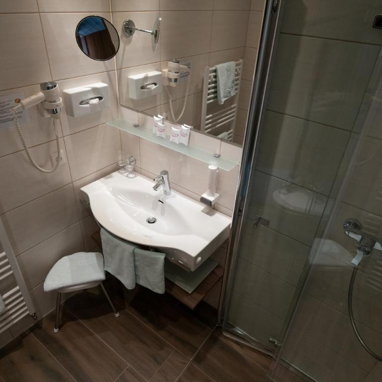 Hotel Wagner - Doppelzimmer mit Südbalkon - 9
