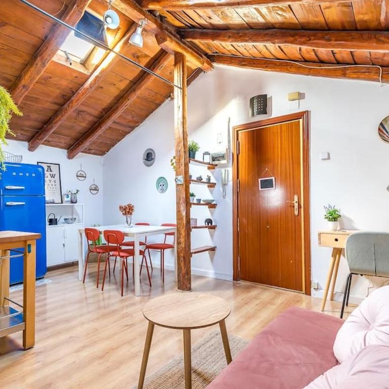 Maravilloso estudio en Chamberi. Metro Quevedo - One-Bedroom Apartment - 38