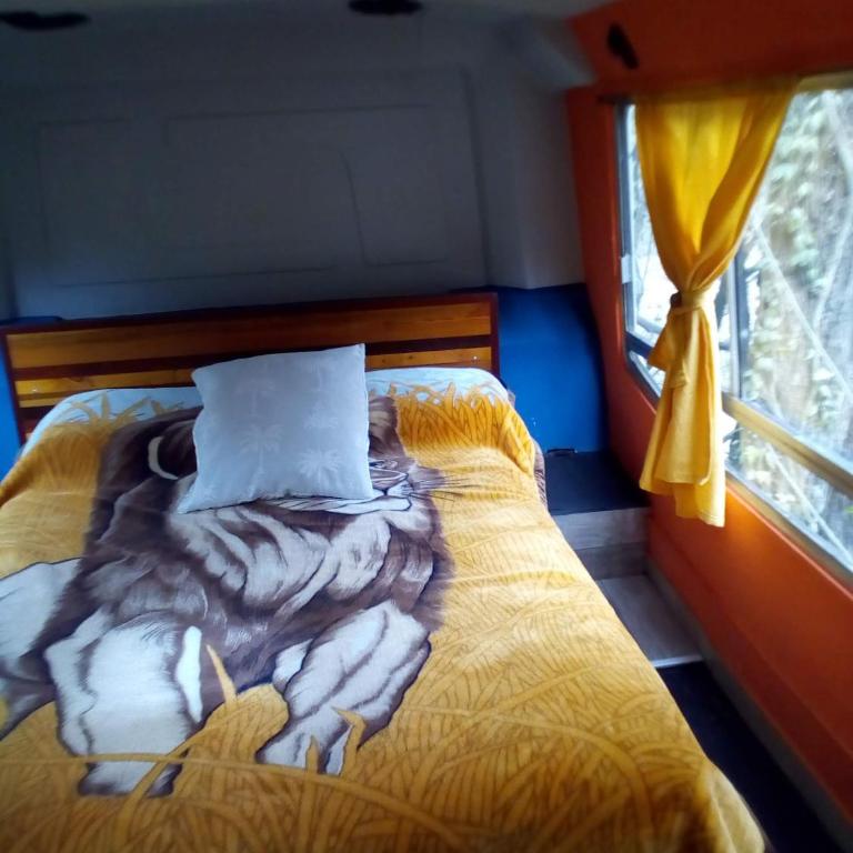 Cabaña Bus LUYHANE - Two-Bedroom Bungalow - 4