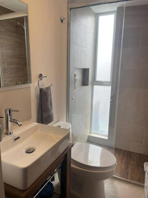Departamento a 5 min. del Aeropuerto CDMX. - Apartamento de 2 dormitorios - 12