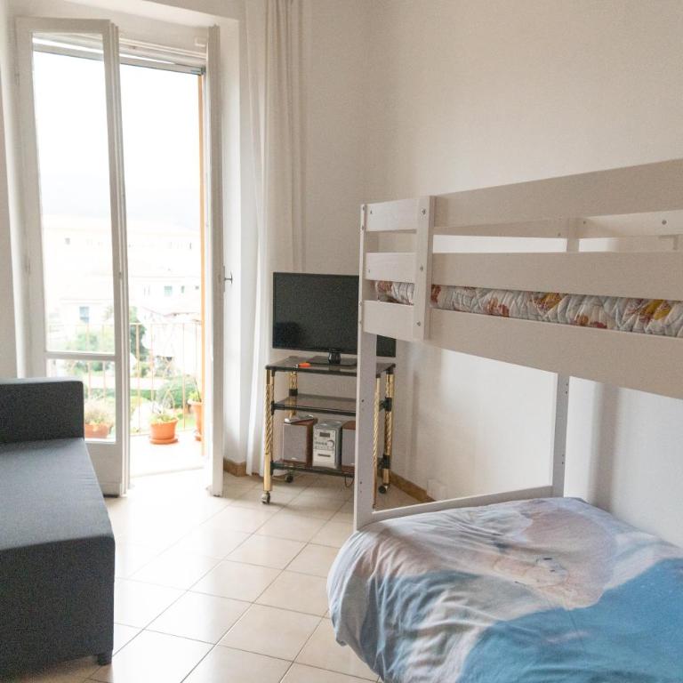 Casa di Paola - Appartamento con 2 Camere da Letto - 2