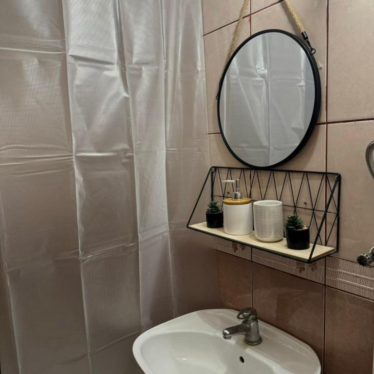 Gaga's Escape - Apartment - 2