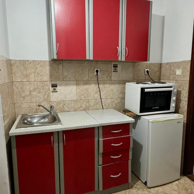Gaga's Escape - Apartment - 12