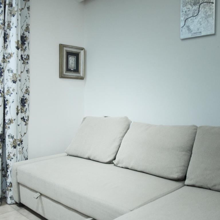 MANZONI 10 APARTAMENT - One-Bedroom Apartment - 17