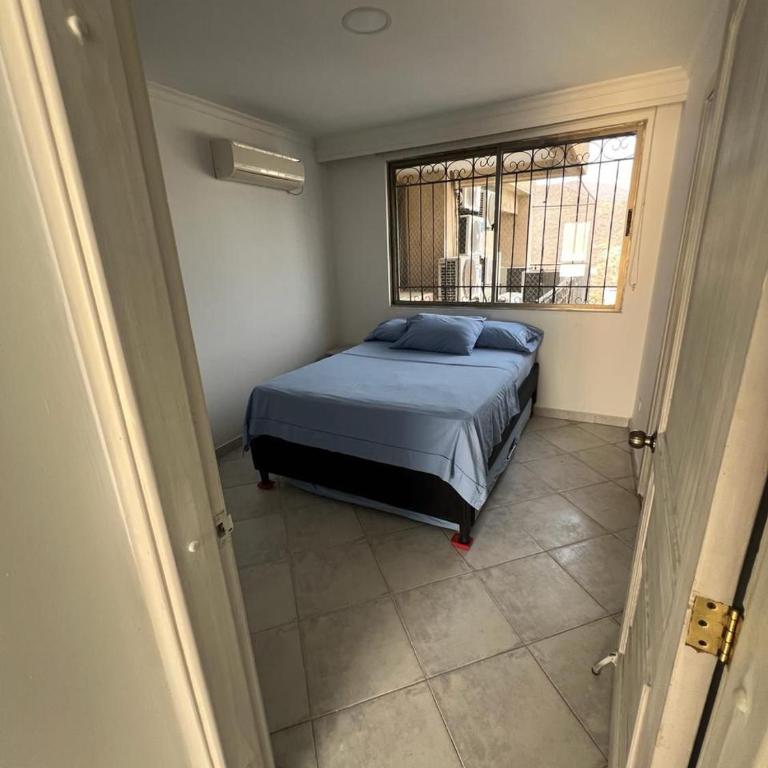 Edificio el Peñón del Rodadero Apto 1102 B - Apartamento con vistas al mar - 14