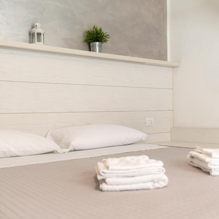Hotel Hawaii Bed and Coffee - Standard Double or Twin Room - 1