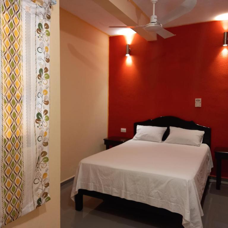 Hospedaje casa Yuca - Habitación Estándar - 1 cama grande - 23