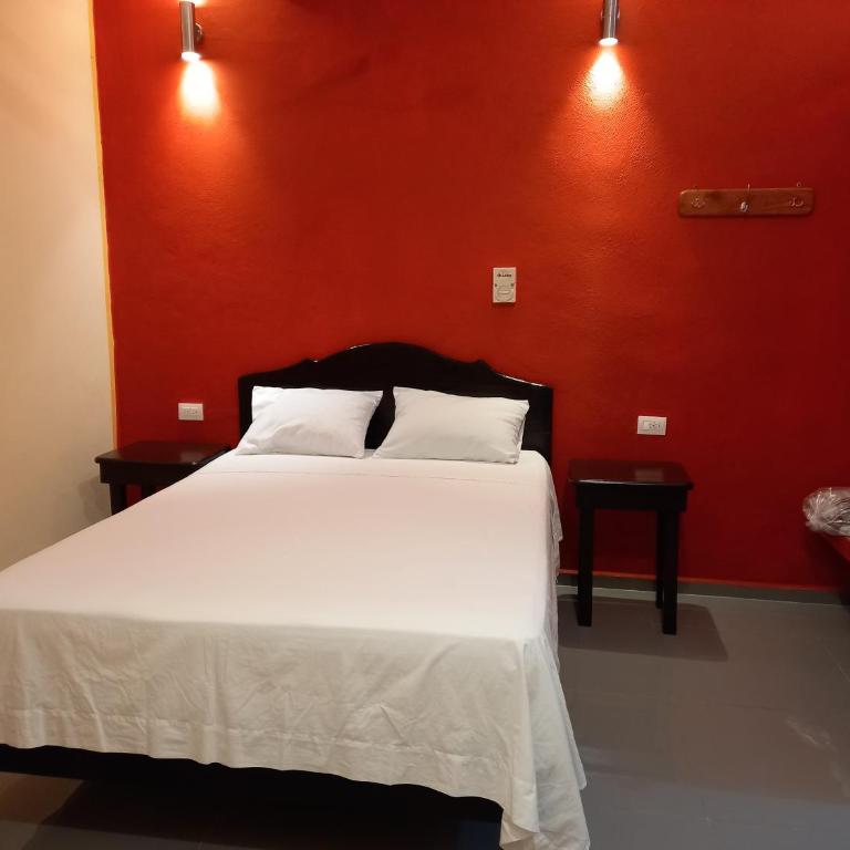 Hospedaje casa Yuca - Habitación Estándar - 1 cama grande - 12