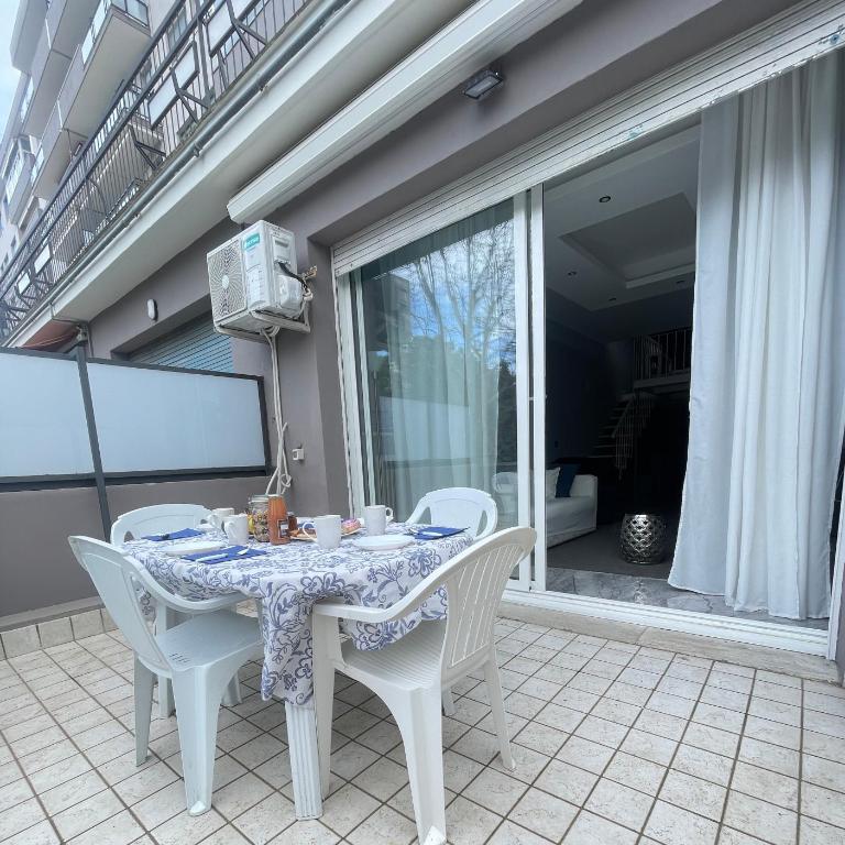Vespucci 29 Marina Centro Rimini - Appartamento con 1 Camera da Letto - 29