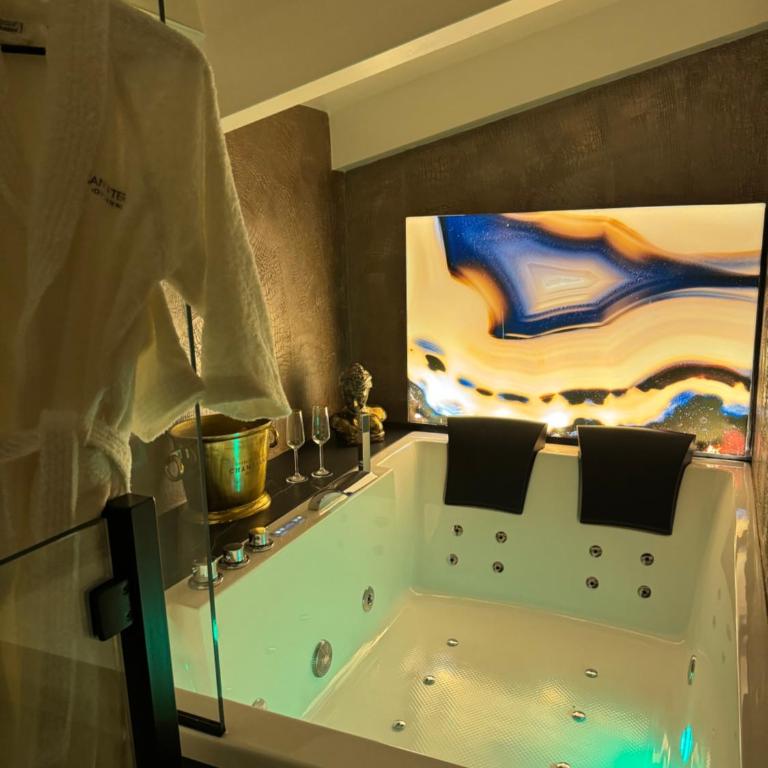 SantaTeresa19 Suite & Spa - One-Bedroom Apartment - 8