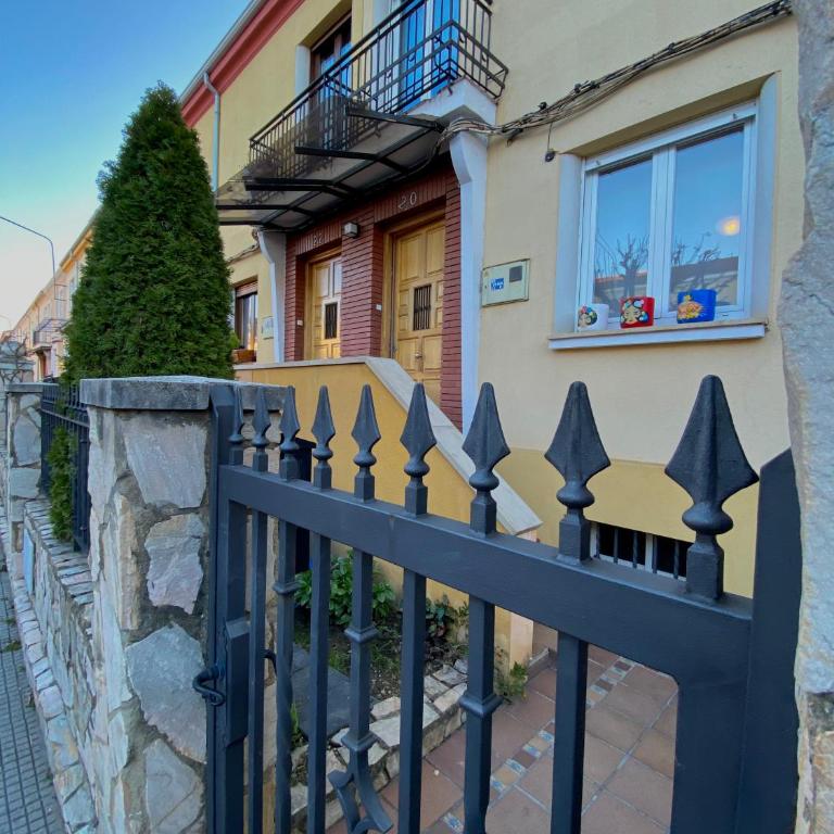 El Jardín de la Morena - Casco Histórico - VUT LE 1205 - Casa de 3 dormitorios - 57