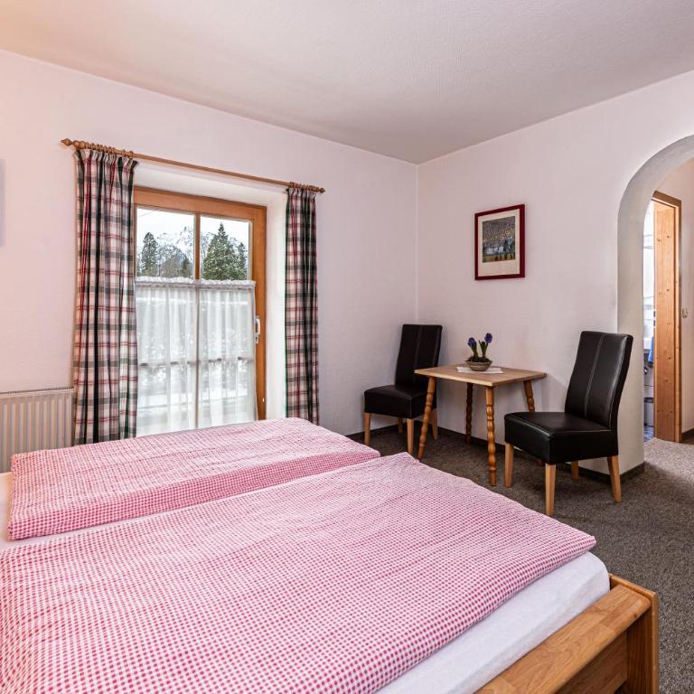 Haus Vogl - Doppelzimmer mit Terrasse - 2