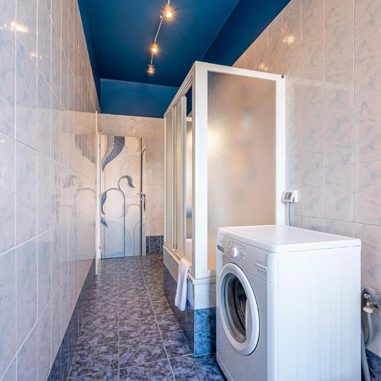 Metro Rivoli - High-end vista Alpi - GrandMaison - Appartamento con 2 Camere da Letto - 30